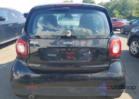 2017 Smart Fortwo z USA, uszkodzony, nr VIN WMEFJ5DAXHK170925